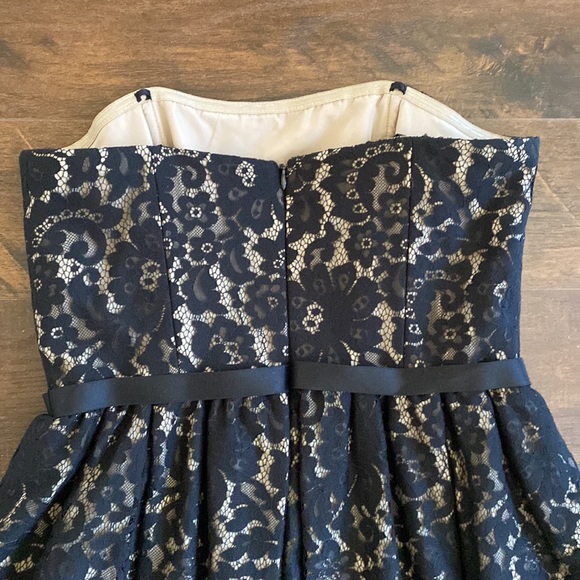 Lace Cocktail Dress - Black - 4 - Neiman Marcus for Target - Robert Rodriguez - Picture 5 of 7